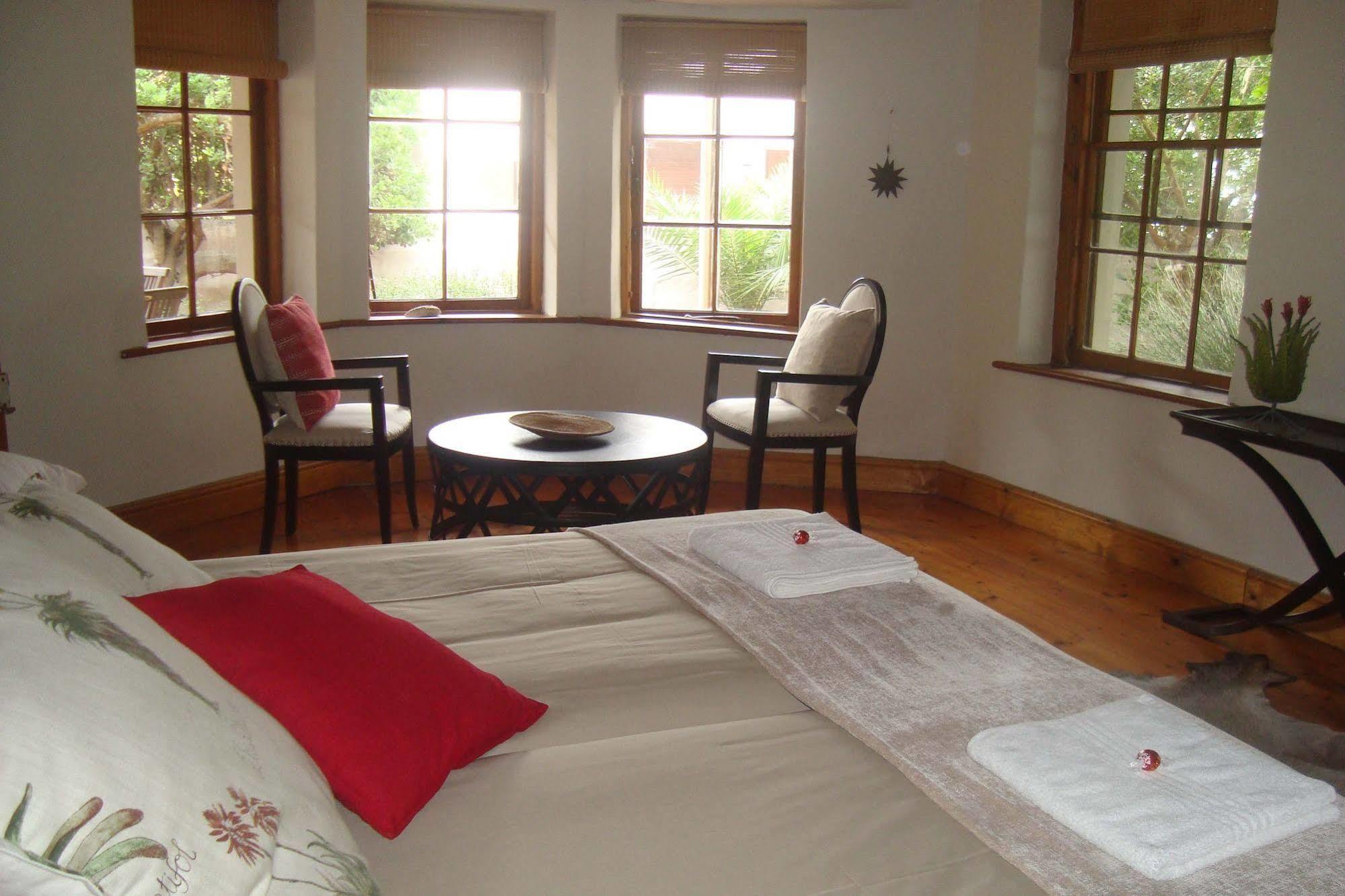 קניסנה Hope Villa Bed & Breakfast מראה חיצוני תמונה