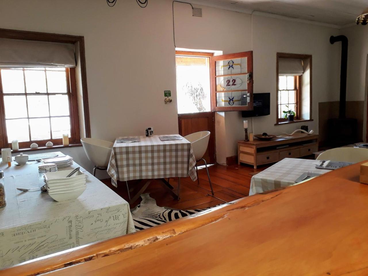 קניסנה Hope Villa Bed & Breakfast מראה חיצוני תמונה